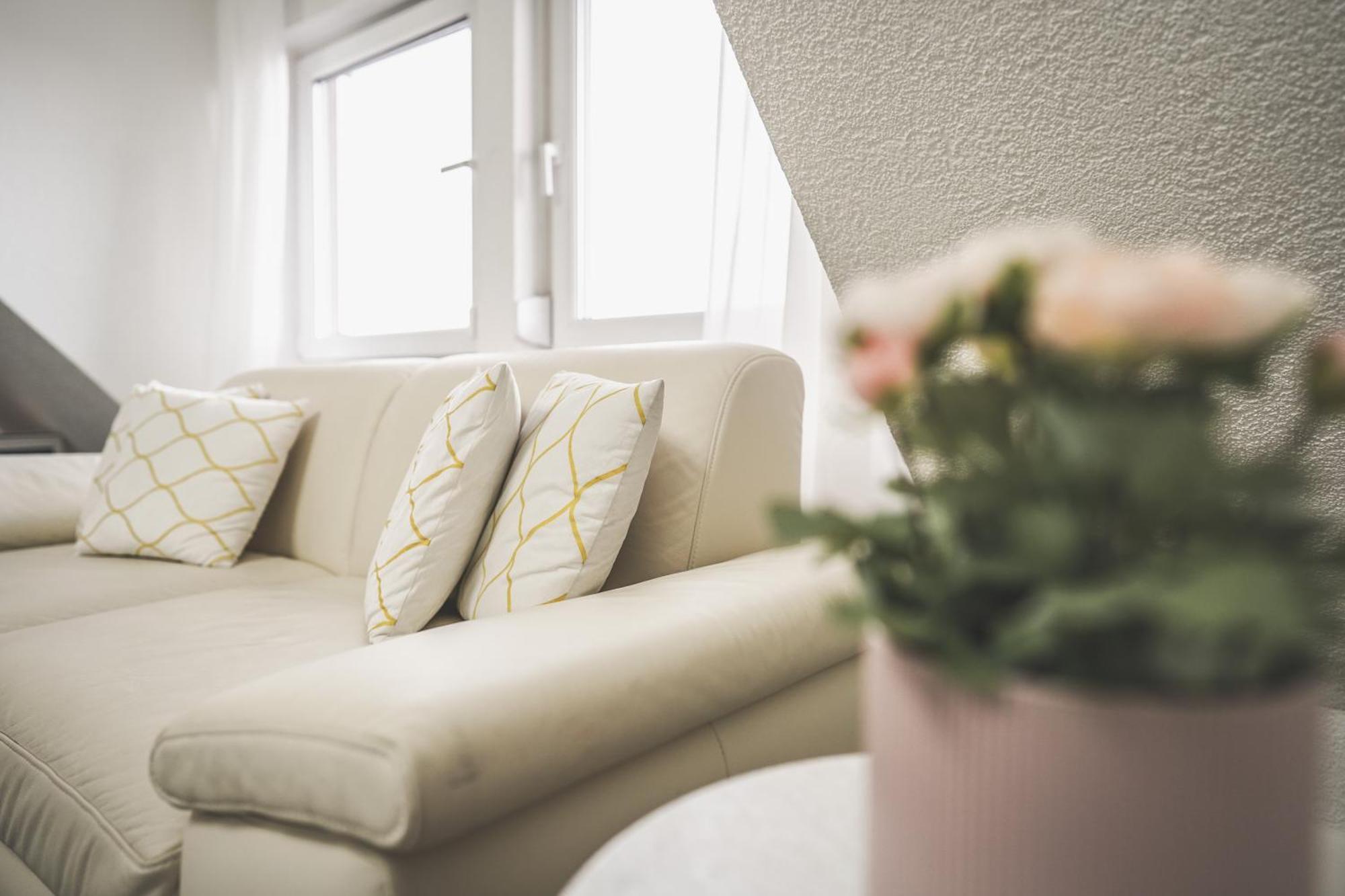 Luxus Maisonette Wohnung Am See, Wehome Premium ザンクト・レオン・ロート エクステリア 写真