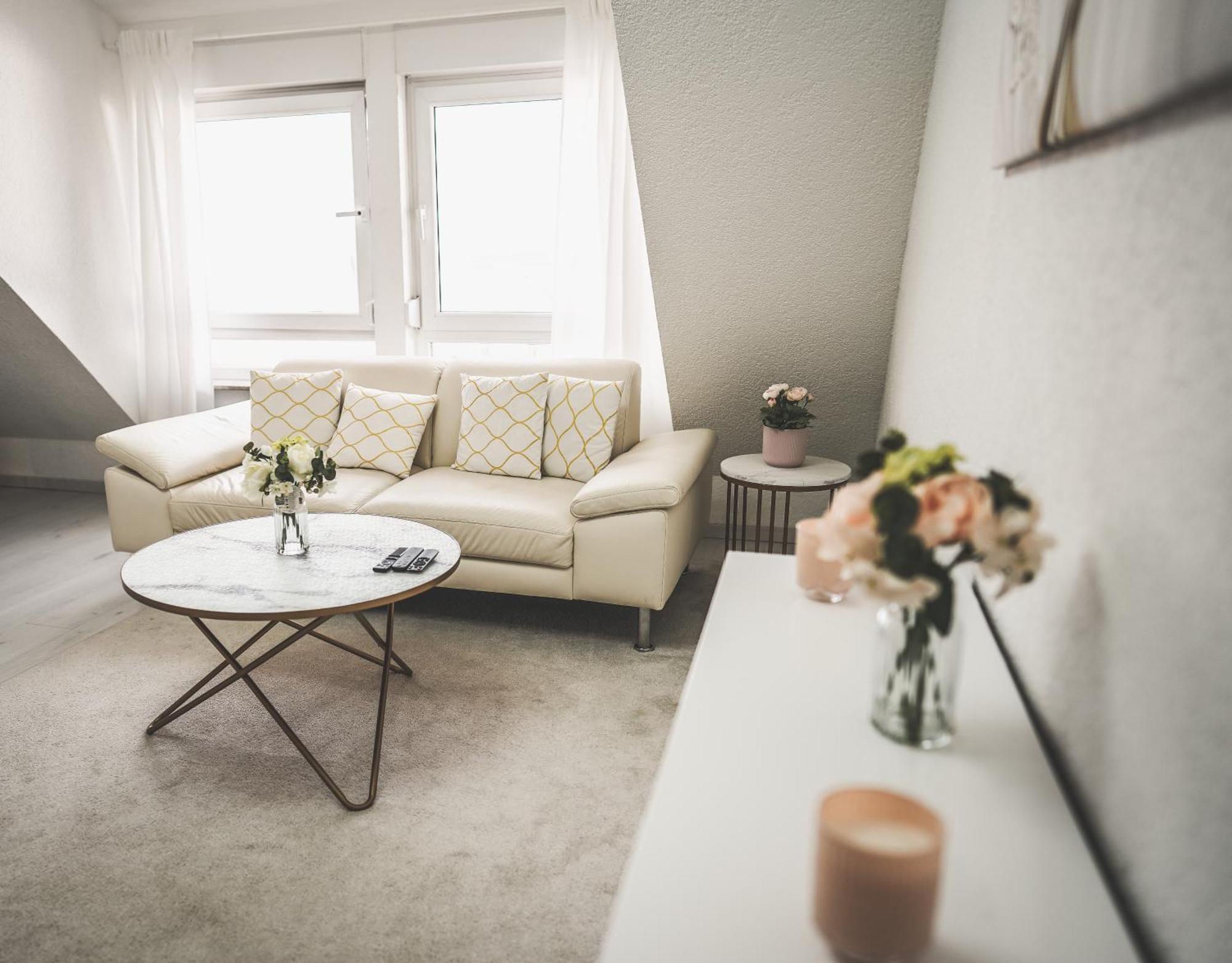 Luxus Maisonette Wohnung Am See, Wehome Premium ザンクト・レオン・ロート エクステリア 写真